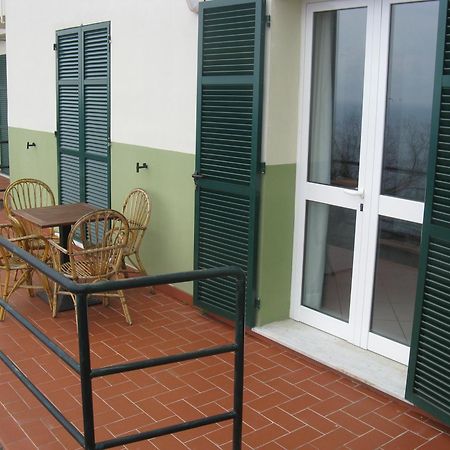 Residence Borgo San Sebastiano Bergeggi Εξωτερικό φωτογραφία