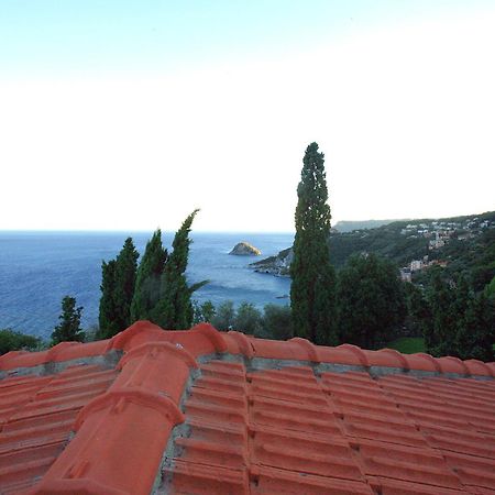 Residence Borgo San Sebastiano Bergeggi Εξωτερικό φωτογραφία
