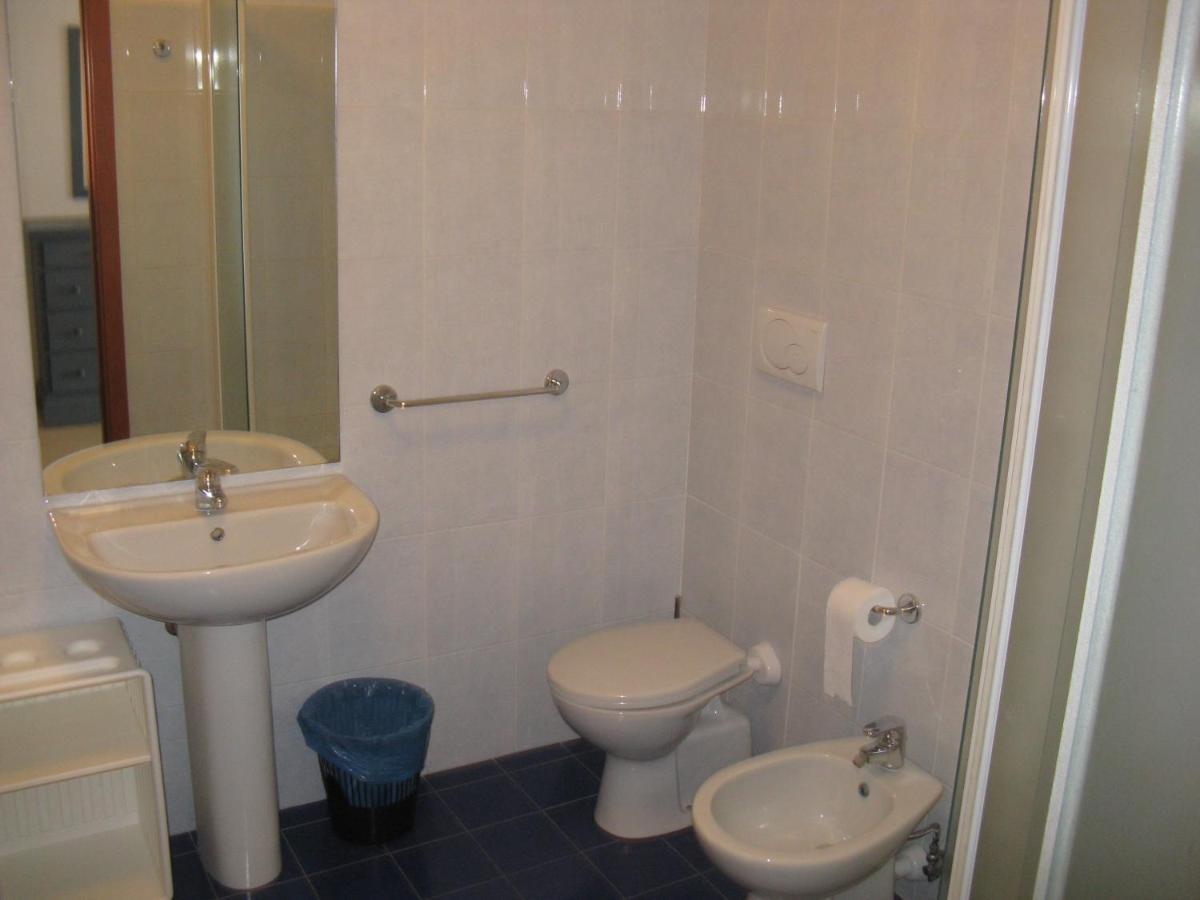 Residence Borgo San Sebastiano Bergeggi Δωμάτιο φωτογραφία
